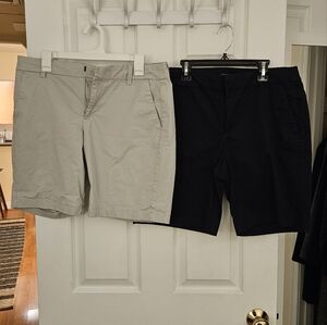 Womens J. Crew Flat Front Shorts.